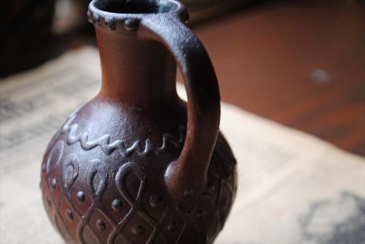 スウェーデンから 陶器の小さな一輪挿し 花瓶 北欧 花器 スウェーデンから 陶器の小さな一輪挿し 花瓶 北欧 花器