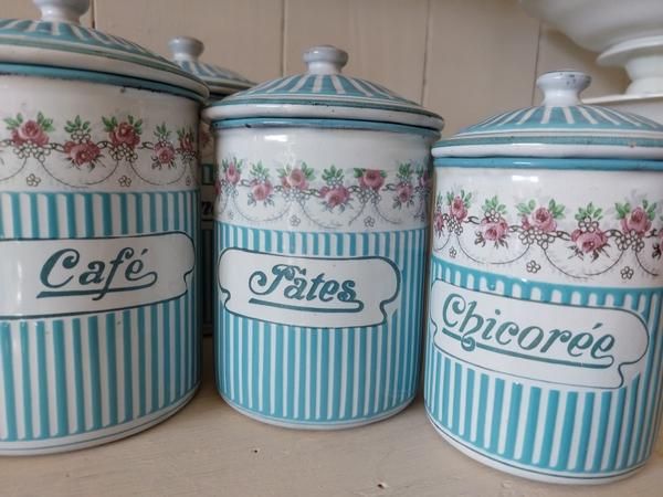 ◆激レア希少品◆アンティークホーローBB社水色ローズガーランド柄♡蓋付ピッチャー BBローズガーランド柄キャニスター - ANTIQUE LEAVES