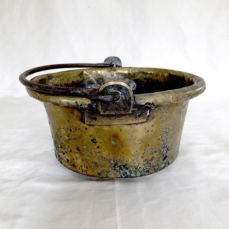 真鍮製バケツ キッチン・ガーデンで! フランス蚤の市 - ANTIQUE 真鍮製バケツ キッチン・ガーデンで! フランス蚤の市 - ANTIQUE