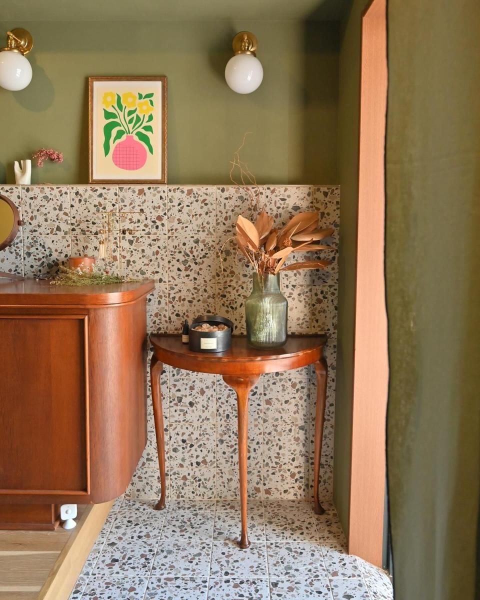 アンティークサイドテーブル一覧｜ネスト・ワイン・ベッドサイド