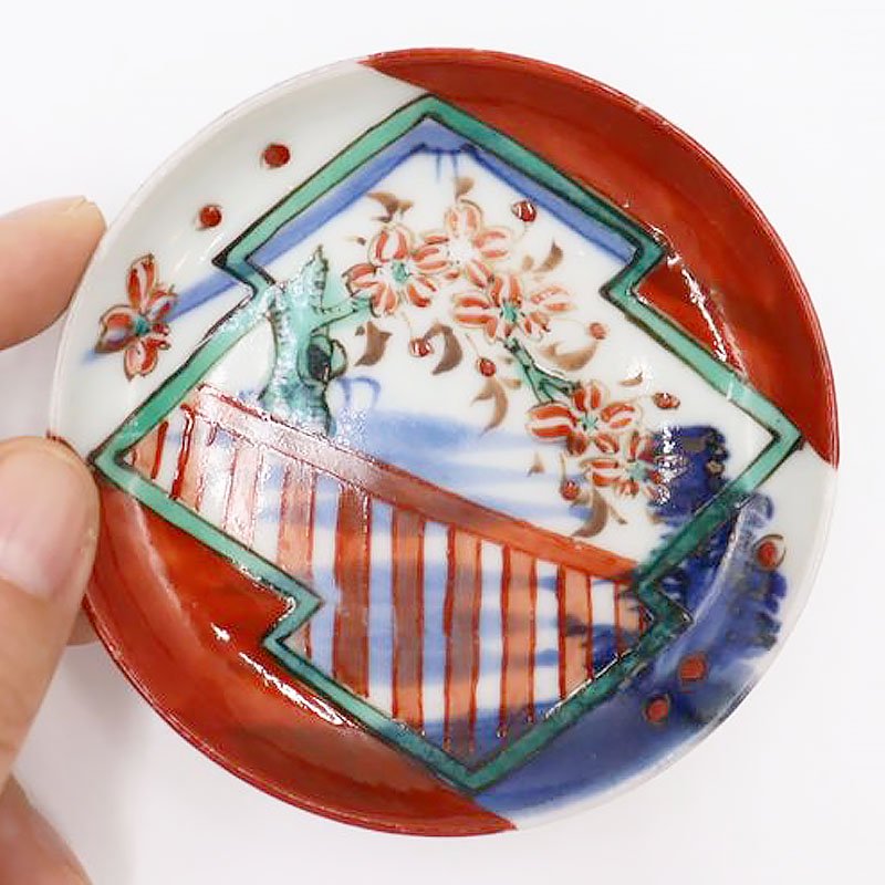手描き 赤絵 豆皿 ミニ 手塩皿 醤油皿 アンティーク和食器 カラフル 鮮やか 古風（松皮菱・桜）の画像