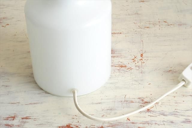 ODRECO ミルクガラス テーブルランプ　北欧ヴィンテージ　デンマーク　照明 ヴィンテージ デンマーク製 ODRECO ミルクガラス