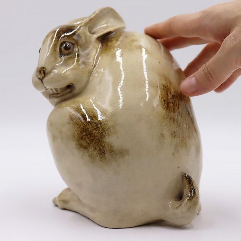 うさぎ 兎卯干支 動物 個性的 陶磁器製 置物 オブジェ 銘あり うさぎ 兎卯干支 動物 個性的 陶磁器製 置物 オブジェ 銘あり