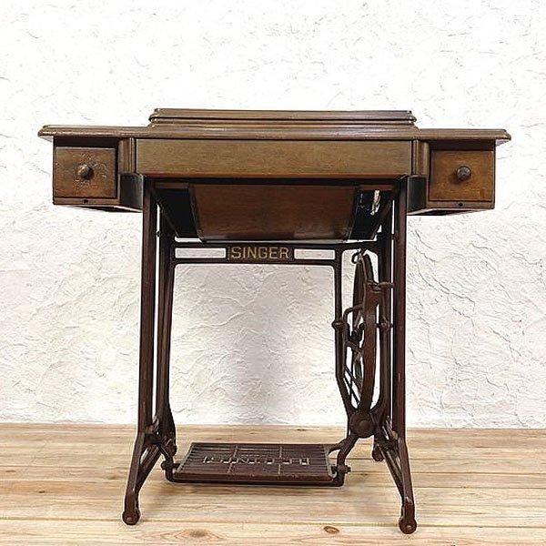 レトロ シンガーミシン 足踏みミシン 鉄脚 - ANTIQUE LEAVES レトロ シンガーミシン 足踏みミシン 鉄脚 - ANTIQUE LEAVES