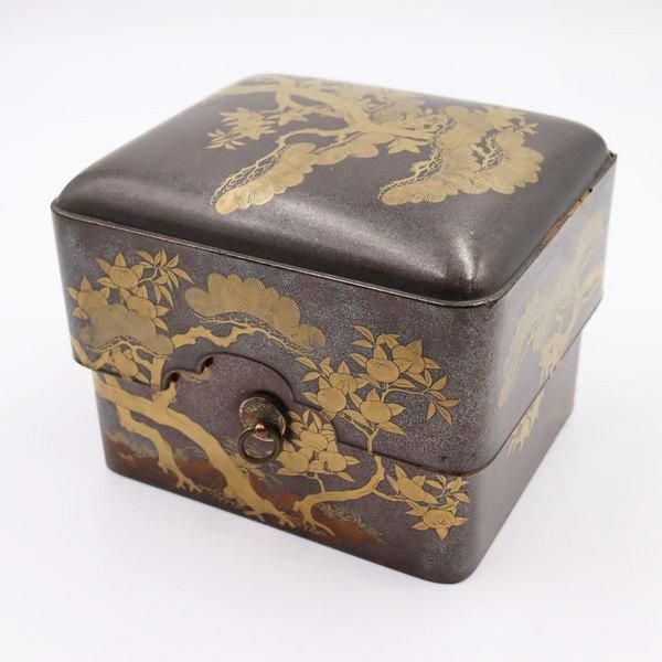 大きな菓子器　お盆付き×2点　蒔絵　アンティーク　当時物 大きな菓子器 お盆付き×2点 蒔絵 アンティーク 当時物