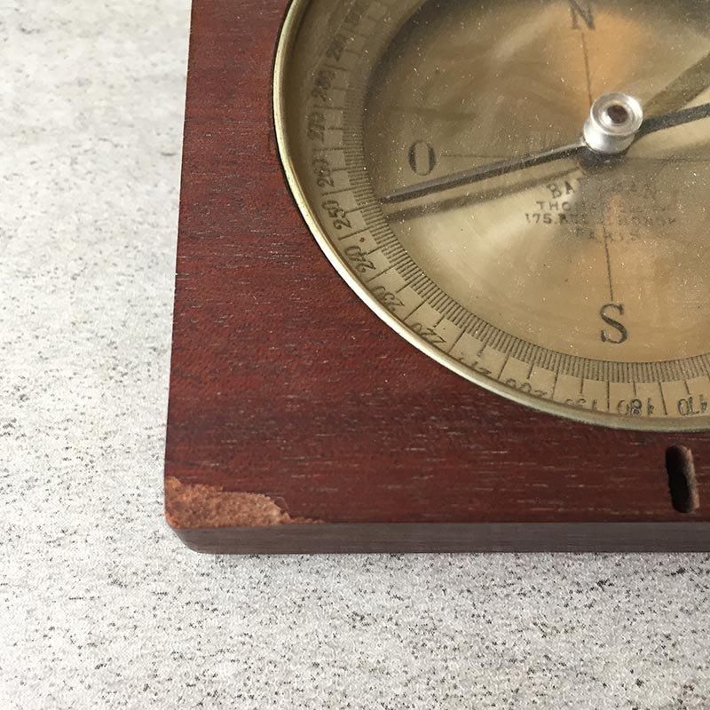 フランスヴィンテージ方位磁針シンプルな木製ケース入り