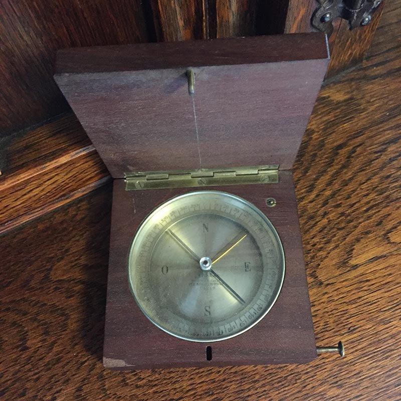フランスヴィンテージ方位磁針シンプルな木製ケース入り