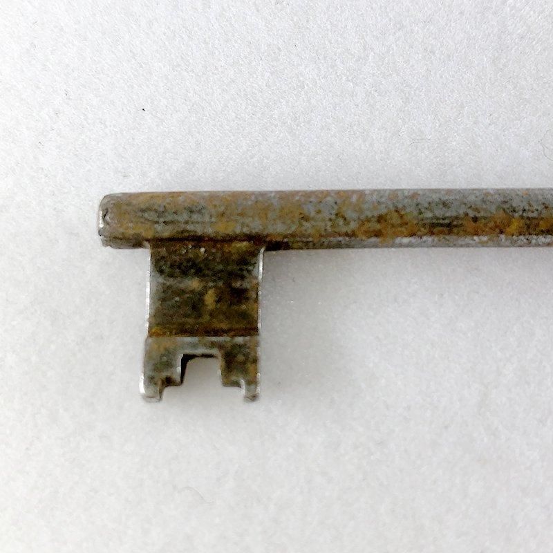 フランス製1920年代の温もりある古い鍵