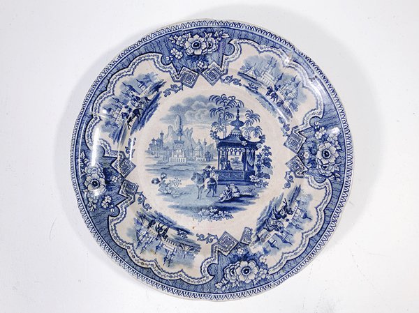 ブルーアンドホワイト アンティーク 平皿 プレート ディナー皿 飾り皿 アンティーク ヨーロッパ (スレ・変色・小傷あり)
の画像