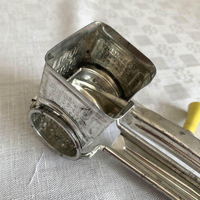 졼ԤMOULI GRATERåƻ񡡥֥
12kwbw38-2