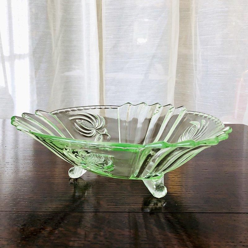 アンティーク・ガラスボール ウランガラス 11twd37 - ANTIQUE LEAVES アンティーク・ガラスボール ウランガラス 11twd37 - ANTIQUE LEAVES