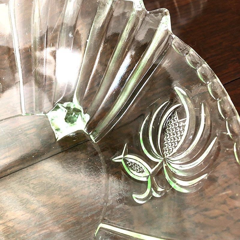 アンティーク・ガラスボール ウランガラス 11twd37 - ANTIQUE LEAVES アンティーク・ガラスボール ウランガラス 11twd37 - ANTIQUE LEAVES