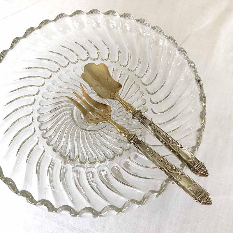 アンティーク螺旋模様ガラスケーキスタンド