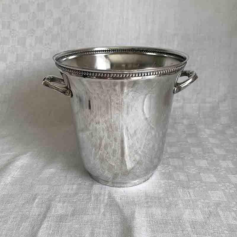 フランス製高級シャンパンクーラー美しい意匠付き