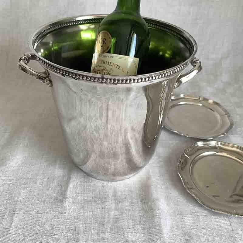 フランス製高級シャンパンクーラー美しい意匠付き