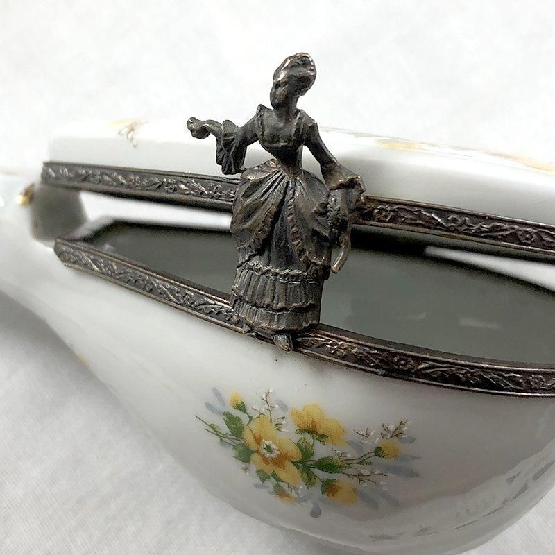 ϥɥڥȤΥޥɥ󥮥ȥ󥱥åȥܥå
15OTd12