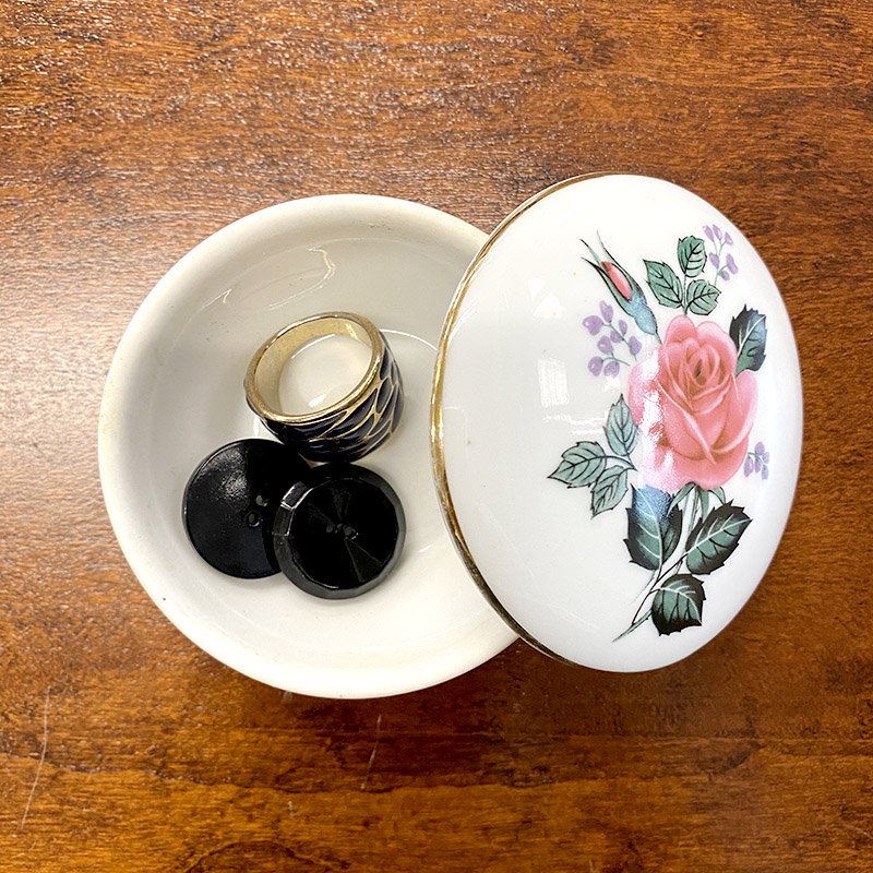 ボンボニエール ボタニカル調バラ 陶器の小物入れ 12otbo24 - ANTIQUE LEAVES