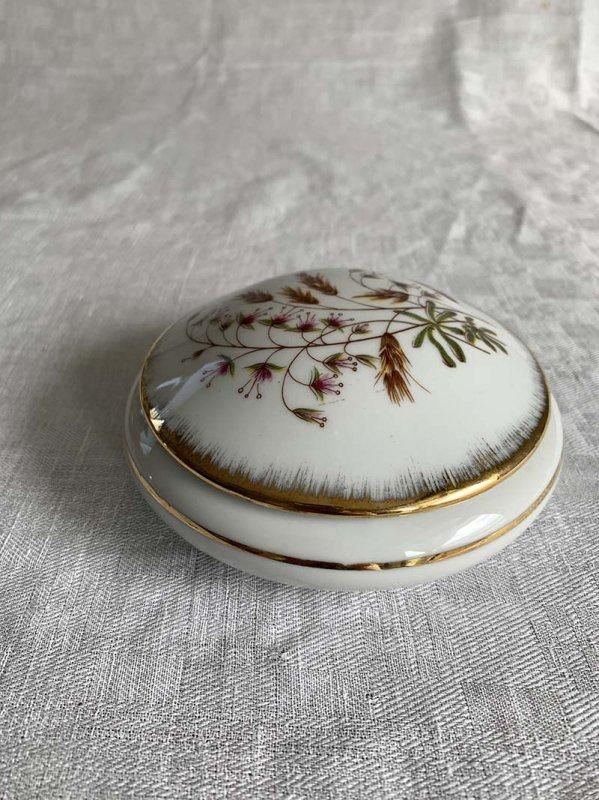 ボヘミアMoserモーゼル　キャンデイ小菓子入れ　金彩入りボンボニエール ボヘミアMoserモーゼル キャンデイ小菓子入れ 金彩入りボンボ