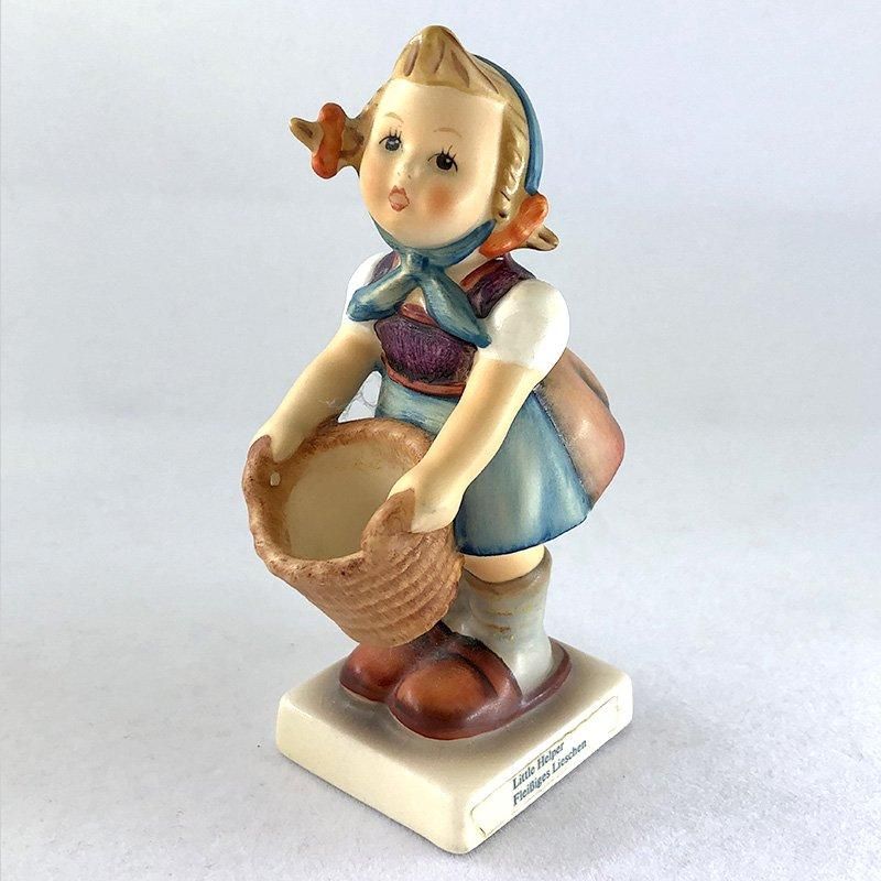 陶器人形 フンメルHummel ゲーベル社Geobel 小さなお手伝いさん 陶器人形 フンメルHummel ゲーベル社Geobel 小さなお手伝いさん