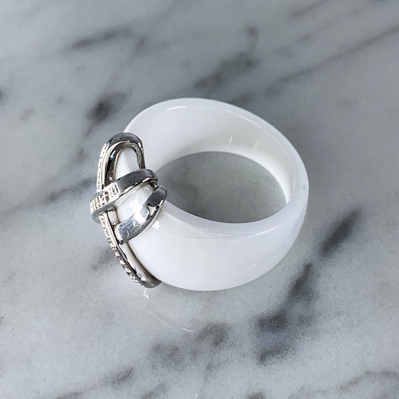 セラミックリング ゴージャスな白い指輪 12acch16-2 - 骨董