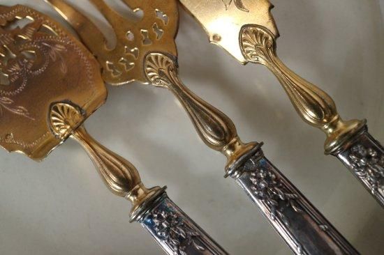 【1800年代 フランス製 アンティーク オードブルサーバー 4本セット】 フランス製美しいオードブルサーバーセット