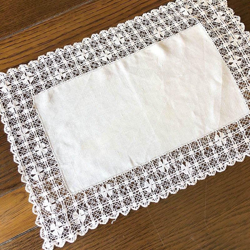 フランス製花柄テーブルセンター上品なリネン製品