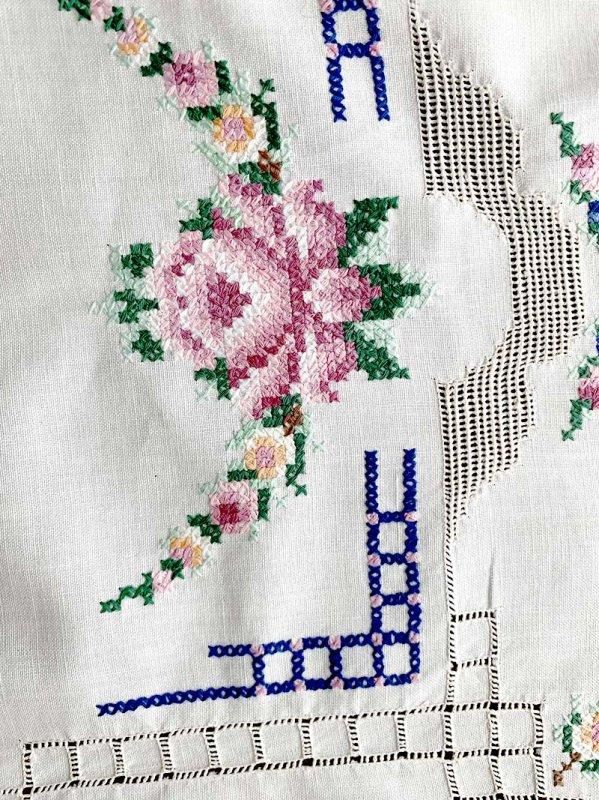 テーブルセンター 刺繍クロス クロススティッチ ドローンワーク テーブルセンター 刺繍クロス クロススティッチ ドローンワーク