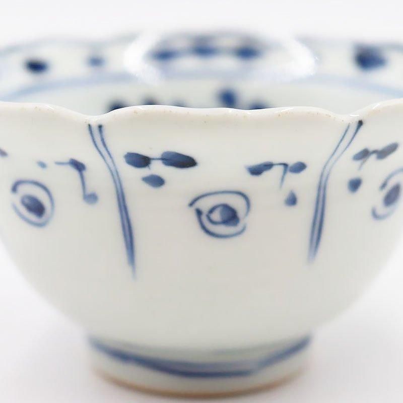 手描き染付小鉢 向付 花模様 アンティーク 和食器