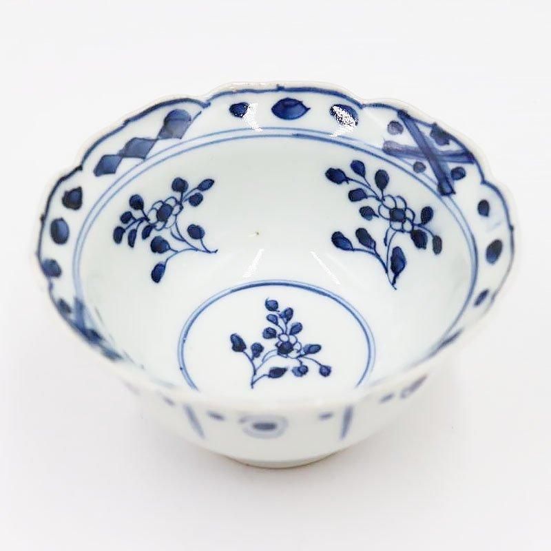 手描き染付小鉢 向付 花模様 アンティーク 和食器