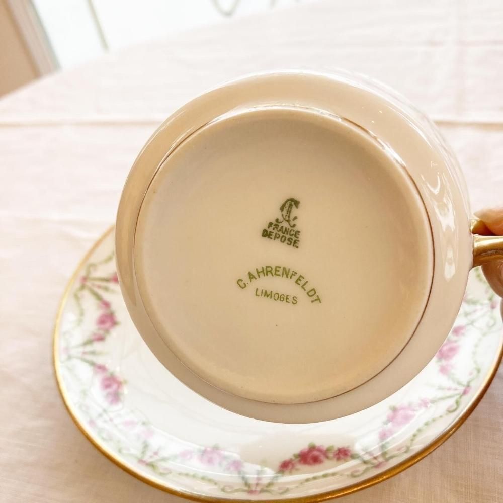 【フランス・アンティーク】アビランド リモージュ カップ&ソーサー 金彩花柄 フランス Limoges Theodore Haviland リモージュ アビランド