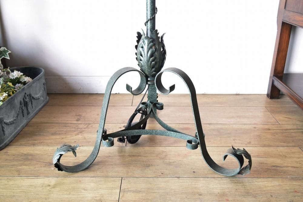 【美品】フランスヴィンテージ アイアンの持手 布シェードランプ[3108] 美品】フランスヴィンテージ アイアンの持手 布シェードランプ