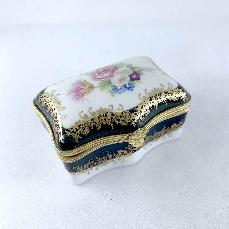 ⡼塡ƫξʪ졡ե졼⡼ܥå
18otb15-1