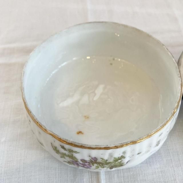 フランス直輸入素朴な絵柄のボンボニエール陶器小物入れ