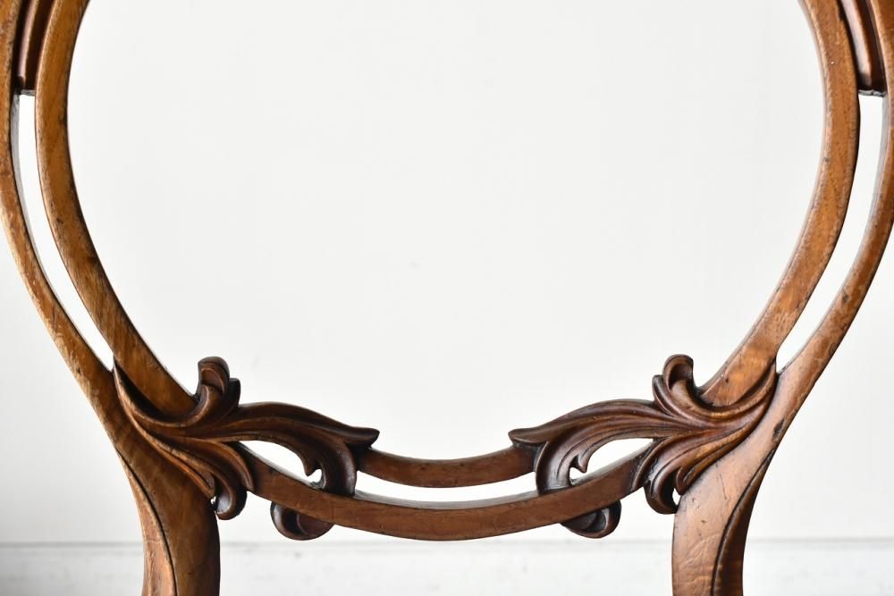 英国アンティーク バルーンバックチェア② 英国製1880年代のウォルナット製バルーンバックチェア