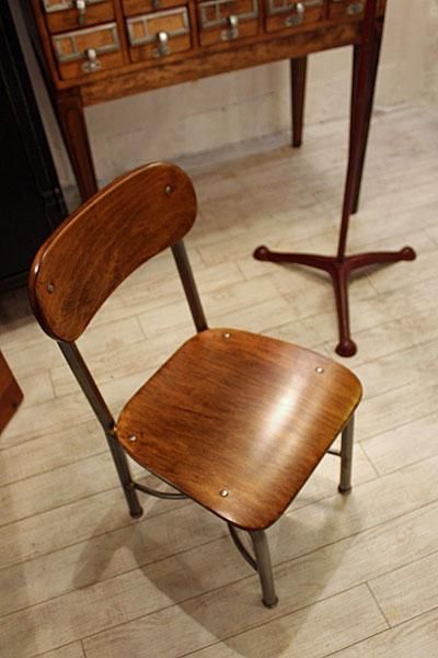 単品】(2台入荷!) インダストリアルヴィンテージチェア++wood x 単品】(2台入荷!) インダストリアルヴィンテージチェア++wood x