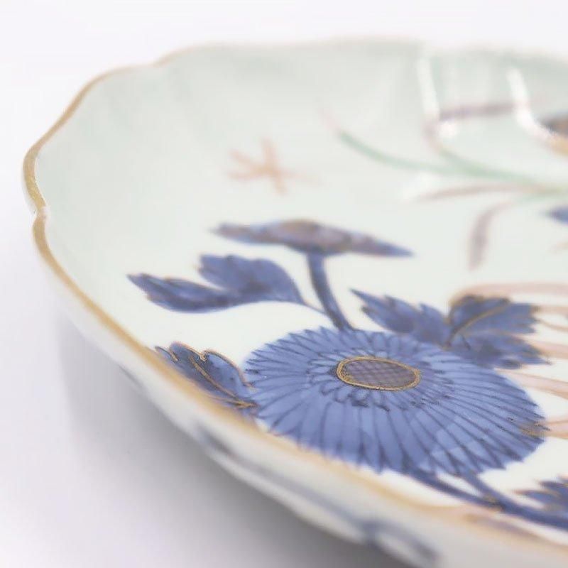 古伊万里 色絵 七寸皿 二客 21㎝ 草花 菊 牡丹 蝶 唐草 錦手CL95 伊万里 色絵 麒麟草花 輪花型 七寸皿 - 生活骨董と古布の