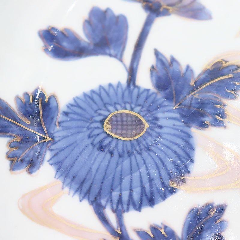 繊細なアンティーク和食器 菊唐草柄の七寸皿