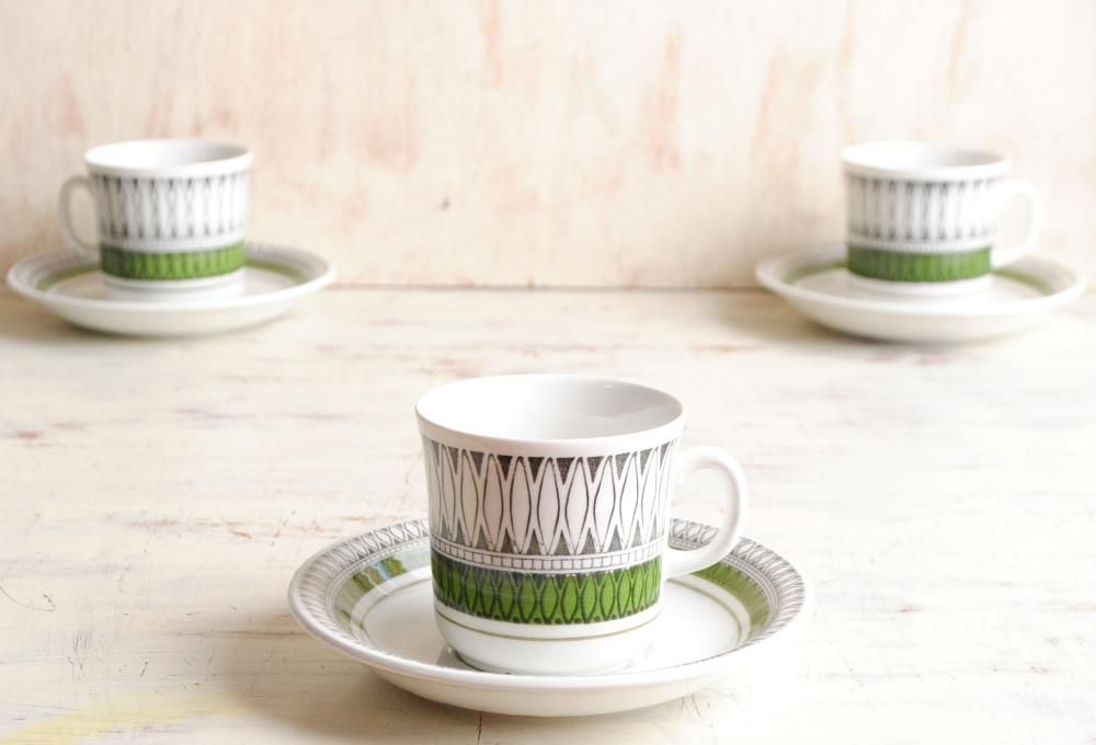 希少色！ スウェーデン製 Upsala Ekeby Gefle olive カップ