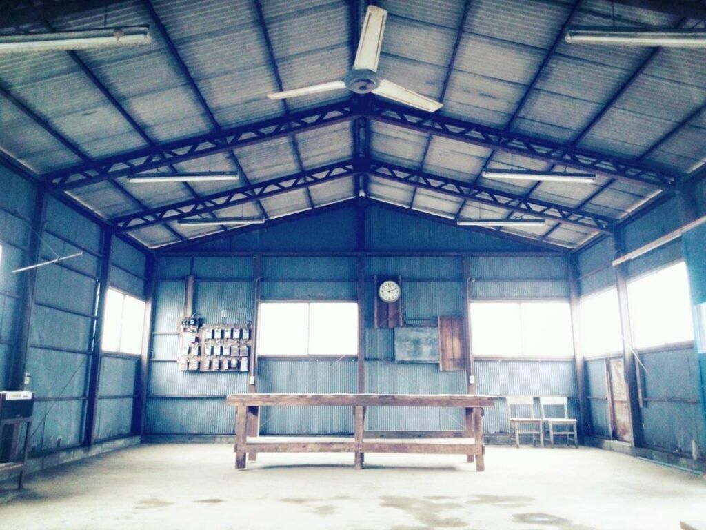 BACK YARD｜ANTIQUE LEAVES