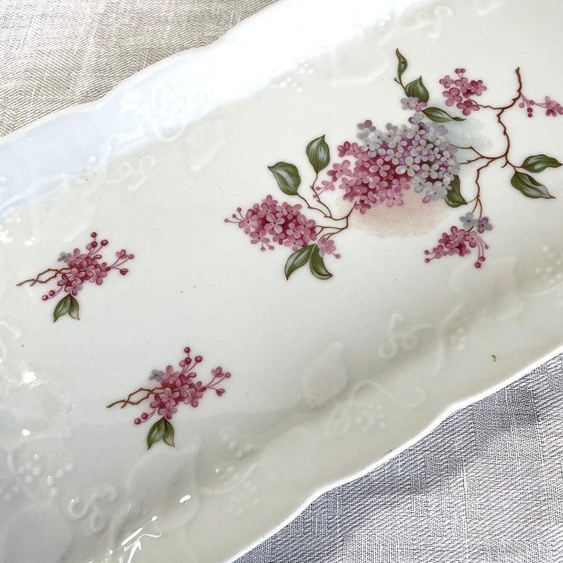 ケーキ皿 長皿 レクタングル 白磁花柄 モールド リモージュ CNP ケーキ皿 長皿 レクタングル 白磁花柄 モールド リモージュ CNP
