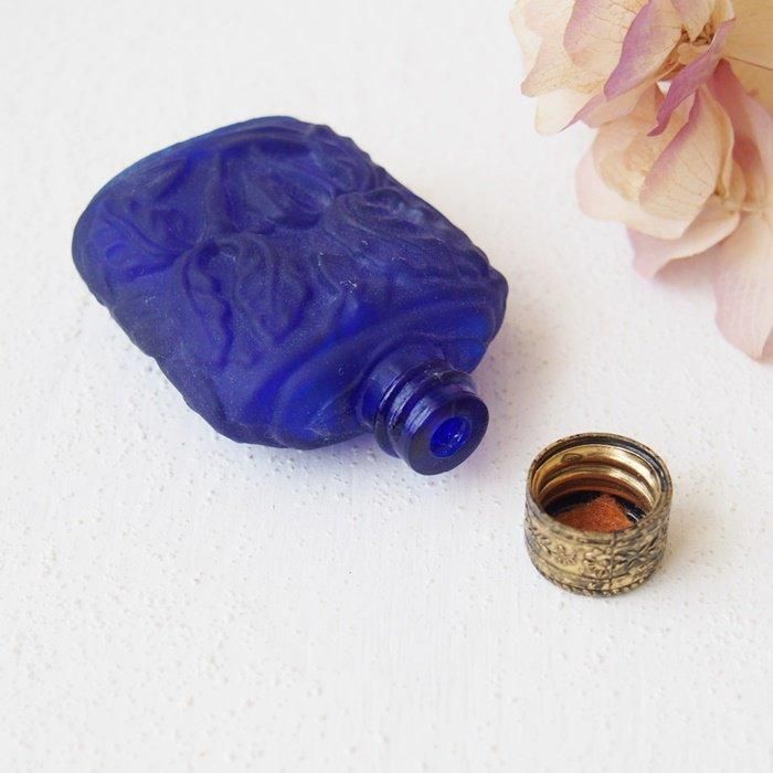 Amazon.co.jp｜ビンテージ パフュームボトル アトマイザー 薔薇