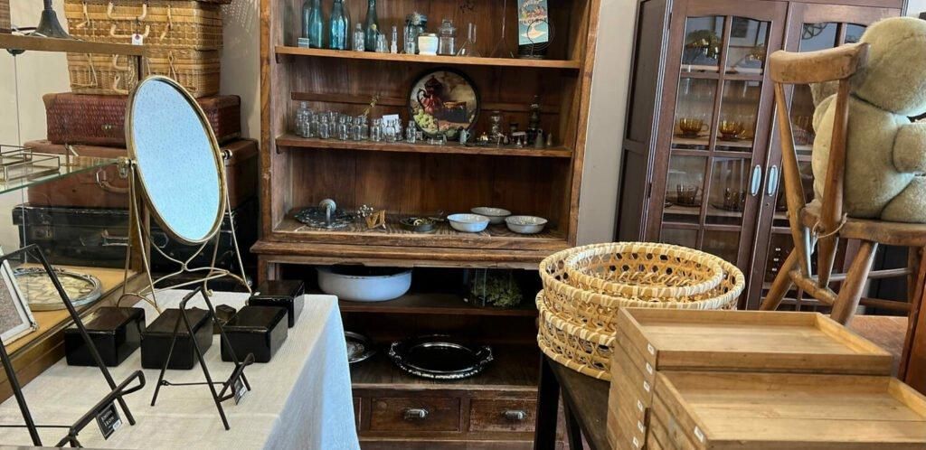 BRINDLE｜ANTIQUE LEAVES