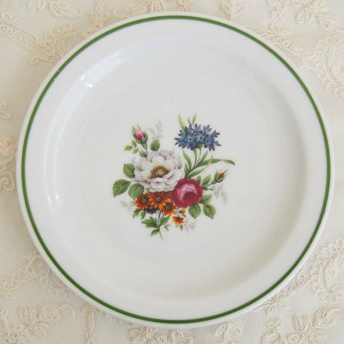  TB0657
ޥ顼եͤΥץ졼