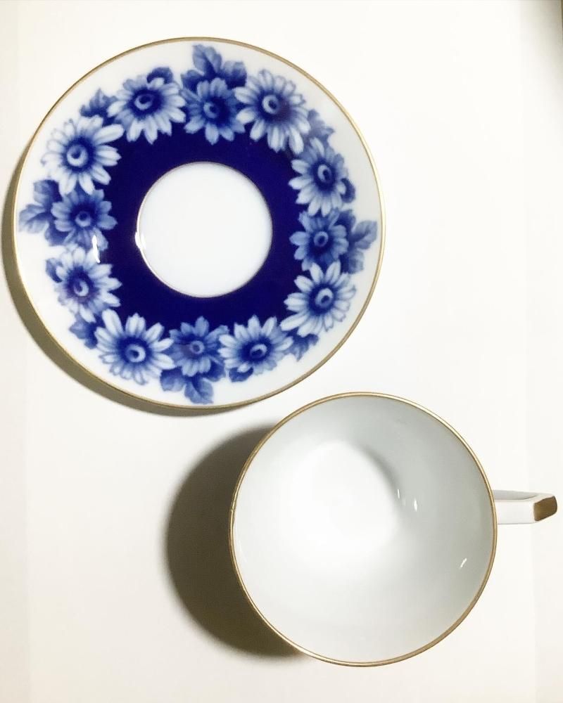 東洋陶器(TOTO)大正ロマンカップ&ソーサー - ANTIQUE LEAVES 東洋陶器(TOTO)大正ロマンカップ&ソーサー - ANTIQUE LEAVES