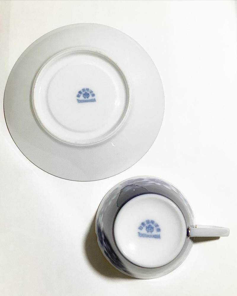 東洋陶器(TOTO)大正ロマンカップ&ソーサー - ANTIQUE LEAVES 東洋陶器(TOTO)大正ロマンカップ&ソーサー - ANTIQUE LEAVES