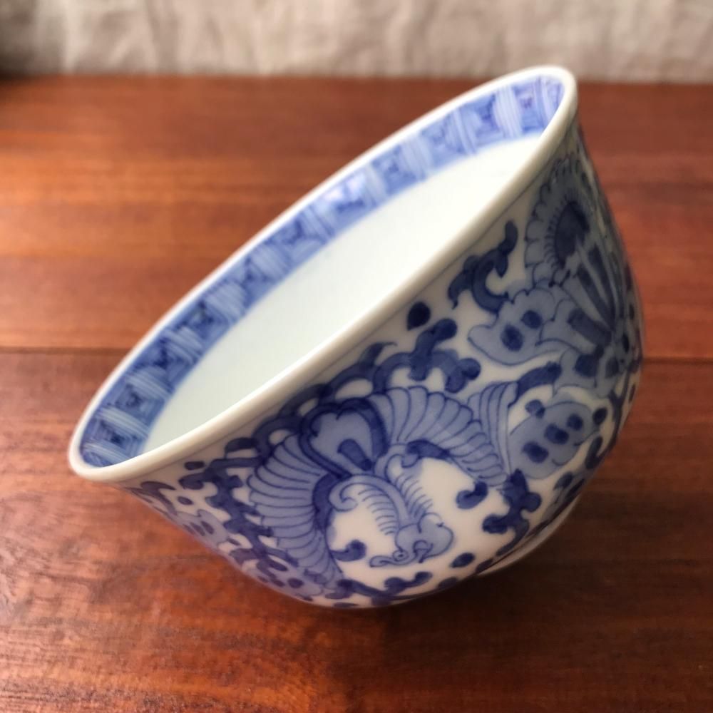 アンティーク 伊万里 龍と牡丹の手描きお茶碗 幕末明治