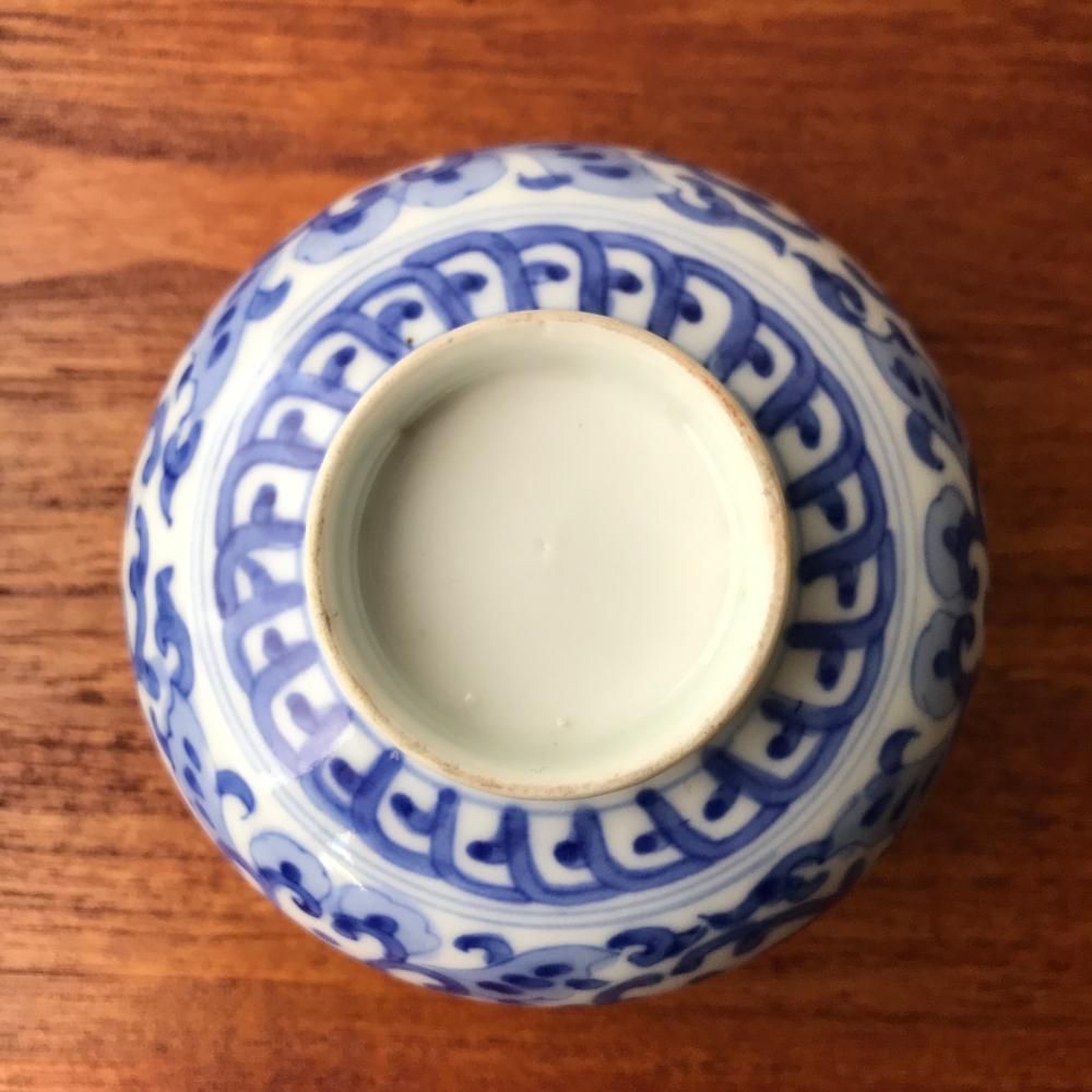 アンティーク 伊万里 龍と牡丹の手描きお茶碗 幕末明治