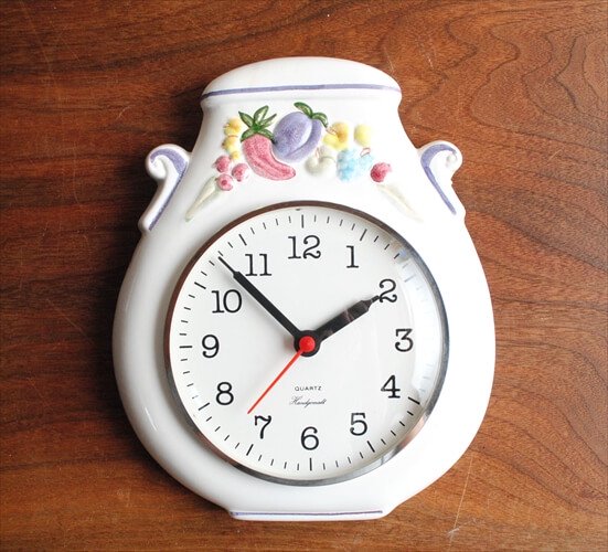 が焼き付けてありますドイツヴィンテージ 陶器の時計 1970年頃 レトロ雑貨 アンティーク 掛け時計