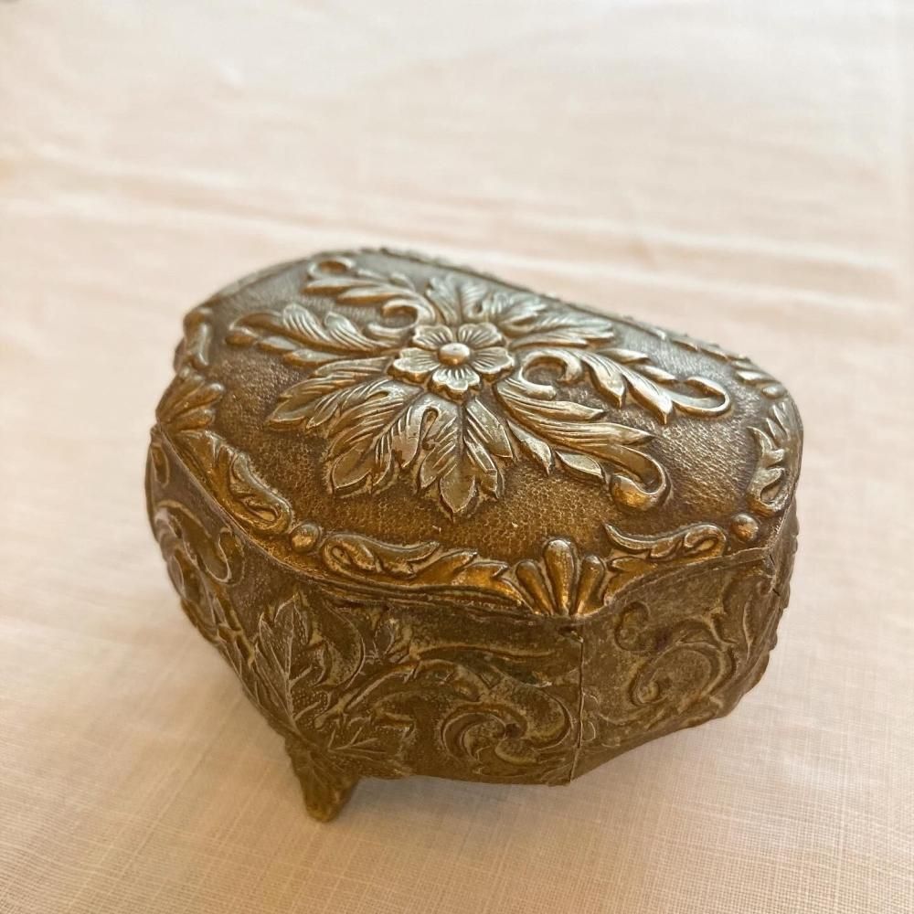 フランス アンティーク 小物入れ デコラティブデザイン