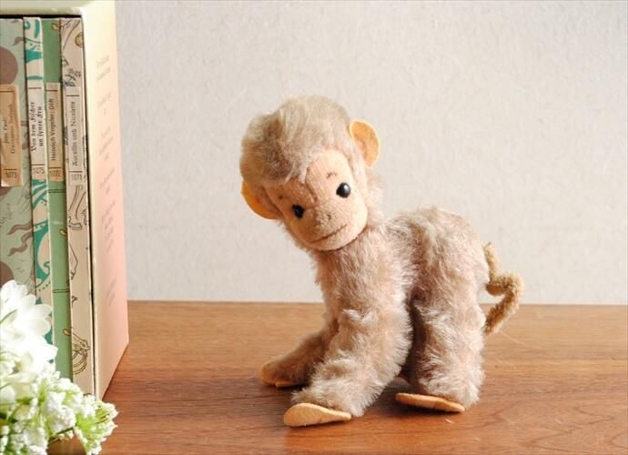 ドイツ製 Schuco ヴィンテージ かわいい子サル シュコー社 猿 ドイツ製 Schuco ヴィンテージ かわいい子サル シュコー社 猿